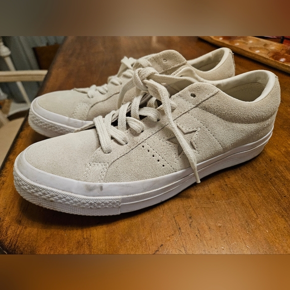 Converse sneakers beige size 7 womens - Picture 2 of 7